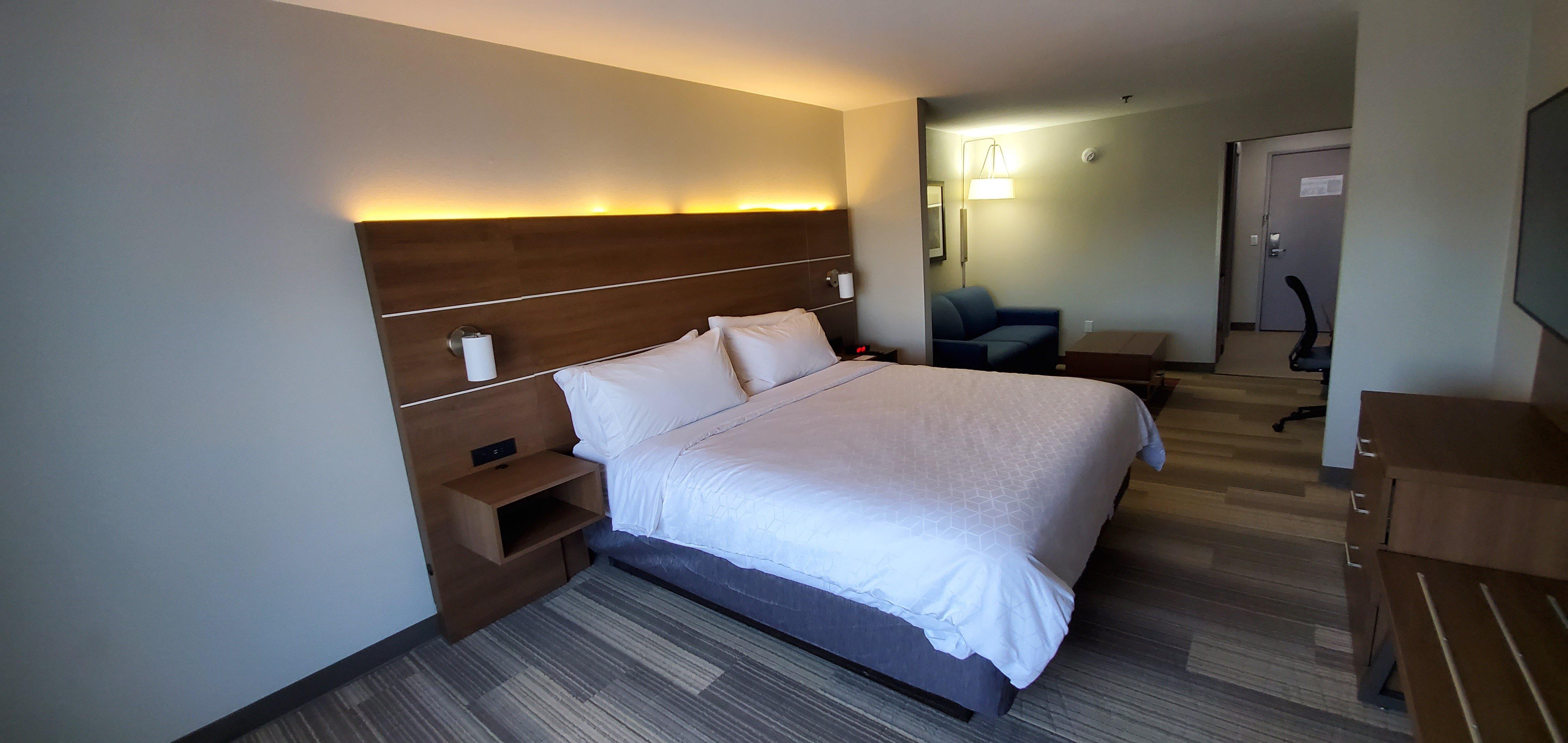 Holiday Inn Express Hotel & Suites Kinston By Ihg Exterior photo