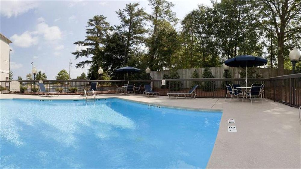 Holiday Inn Express Hotel & Suites Kinston By Ihg Exterior photo